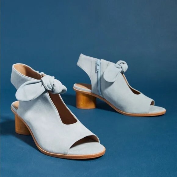 Anthro - Bernardo Luna Bow Shooties in Vintage Blue Round Block Heel Sz 9 - Picture 1 of 6